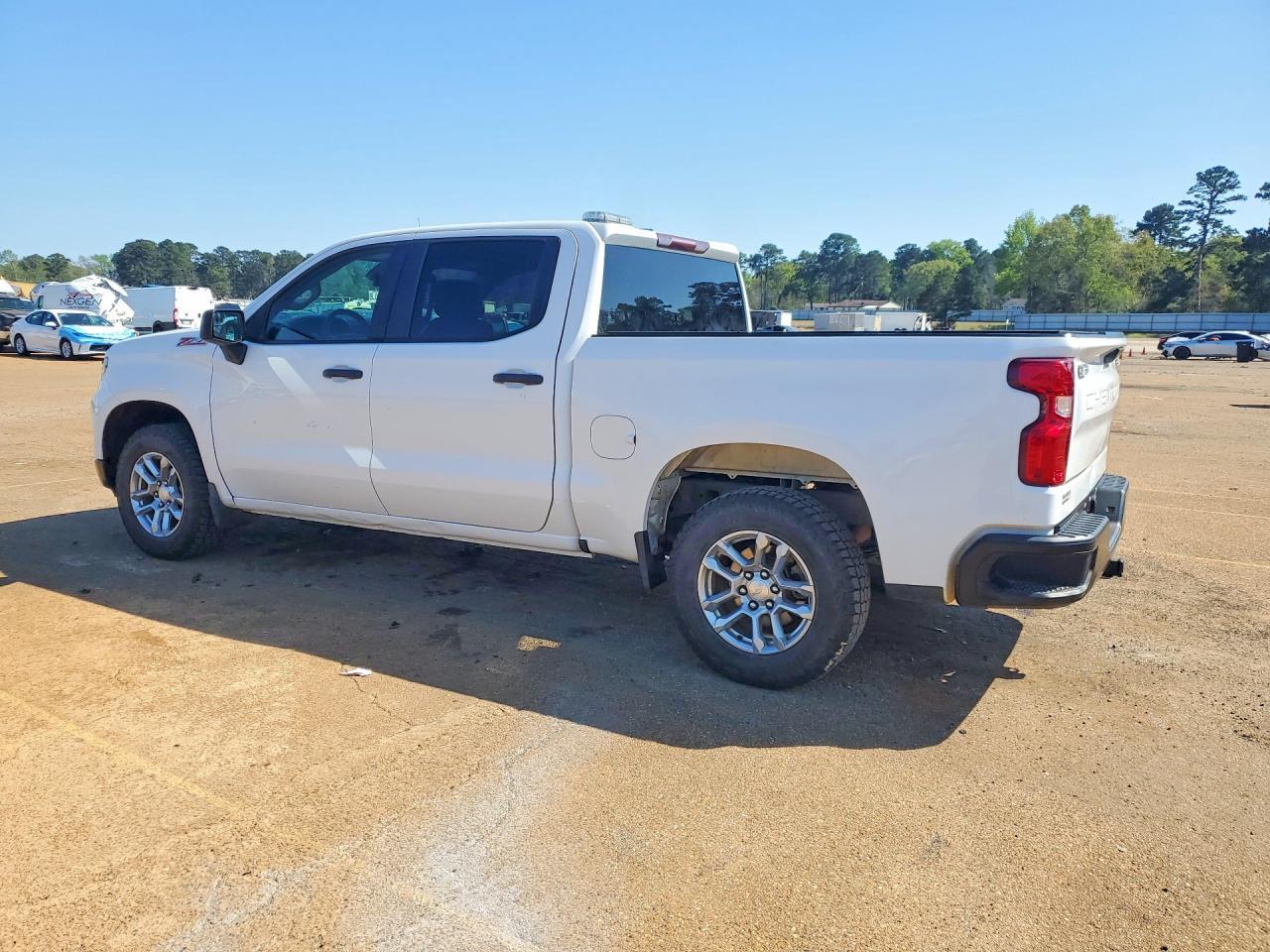 2023 CHEVROLET Silverado
