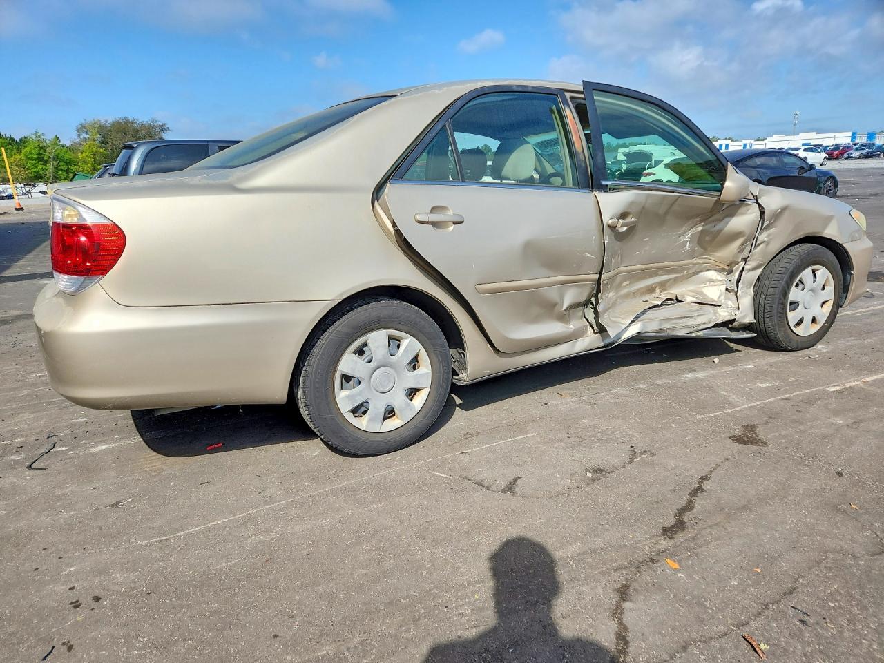 2005 TOYOTA CAMRY