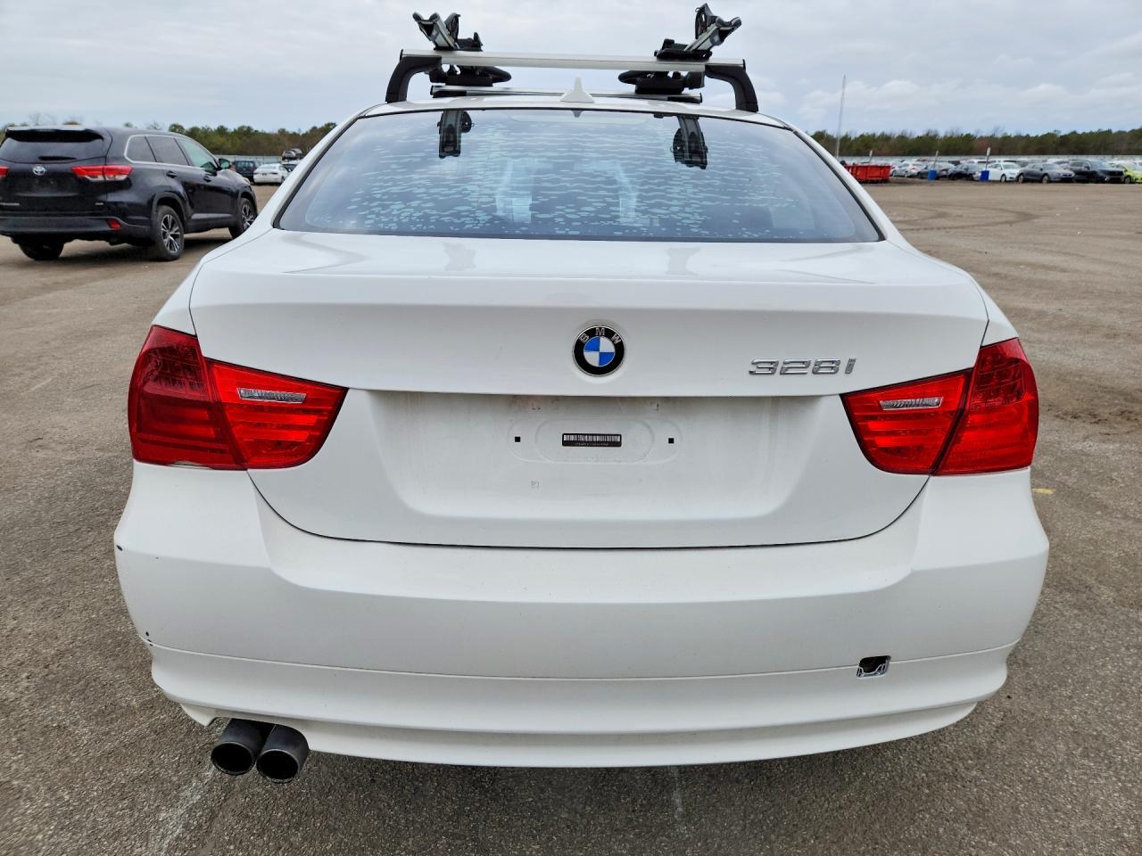 2010 BMW 3 SERIES
