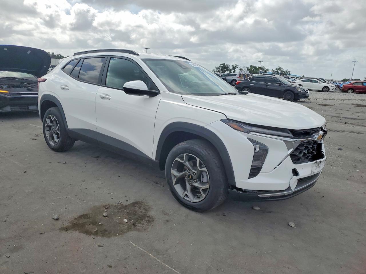 2025 CHEVROLET TRAX