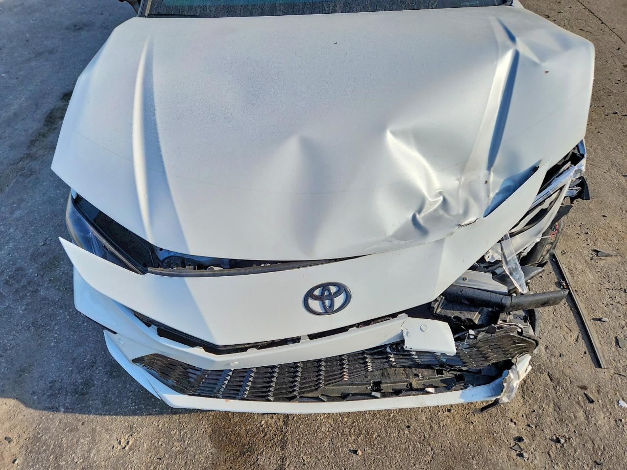 2025 TOYOTA CAMRY