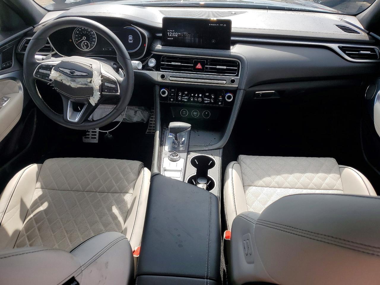 2025 GENESIS G70