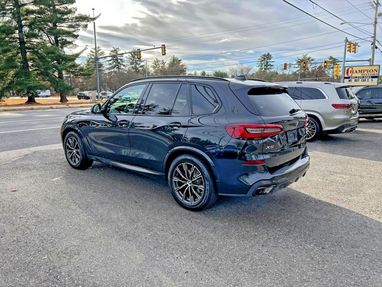 2021 BMW X5