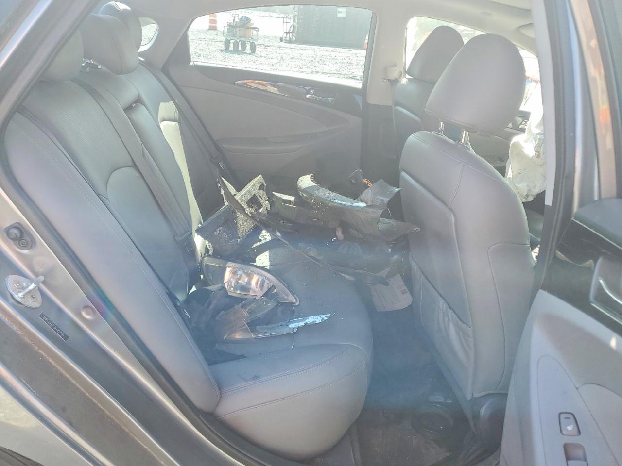 2013 HYUNDAI SONATA