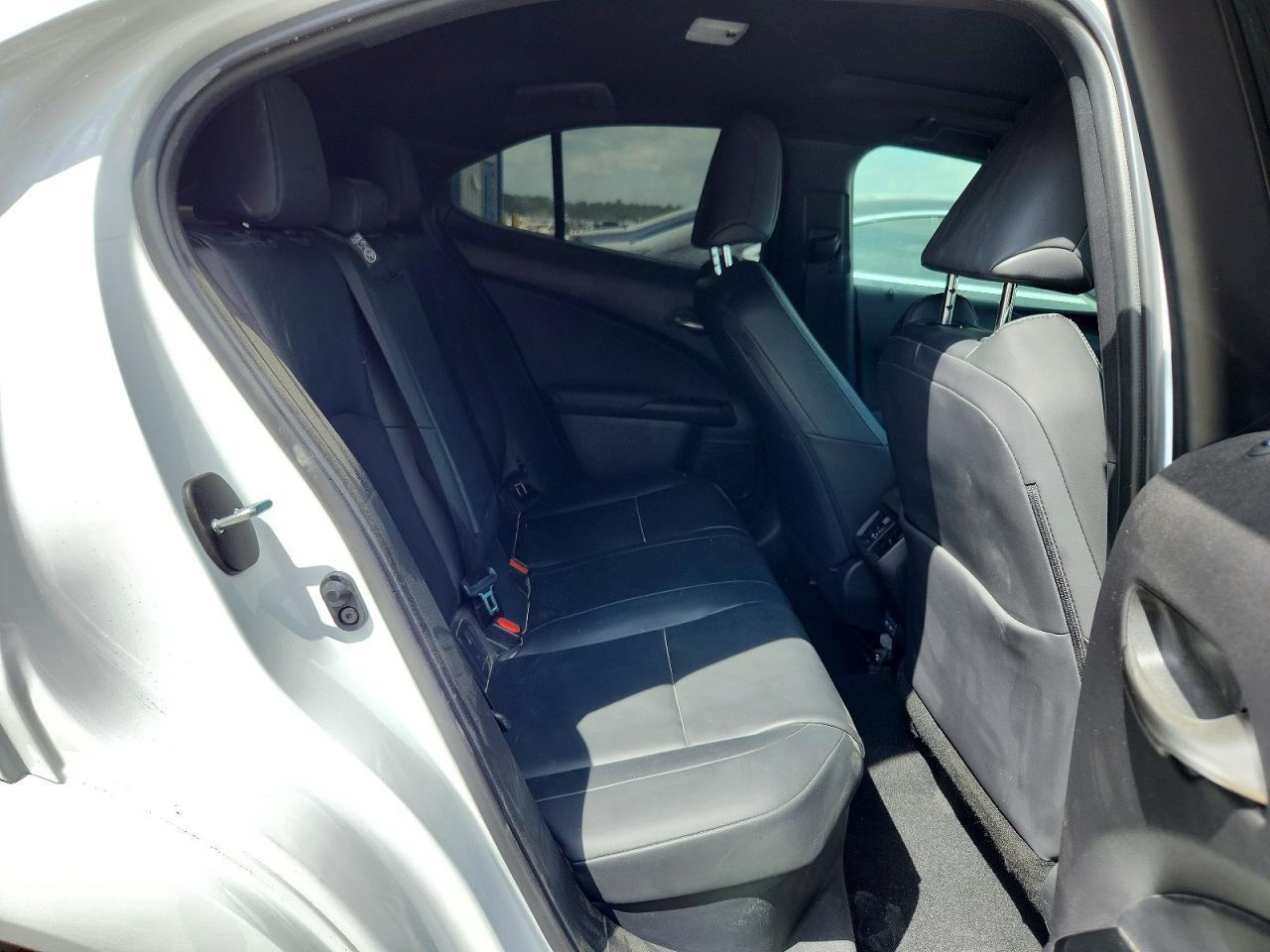 2025 LEXUS UX 300H