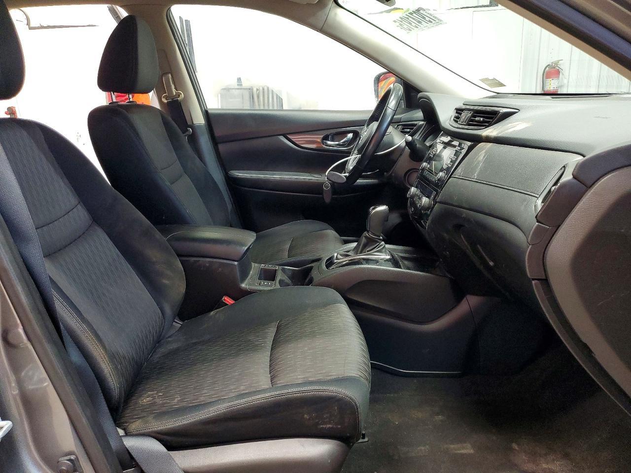 2017 NISSAN ROGUE