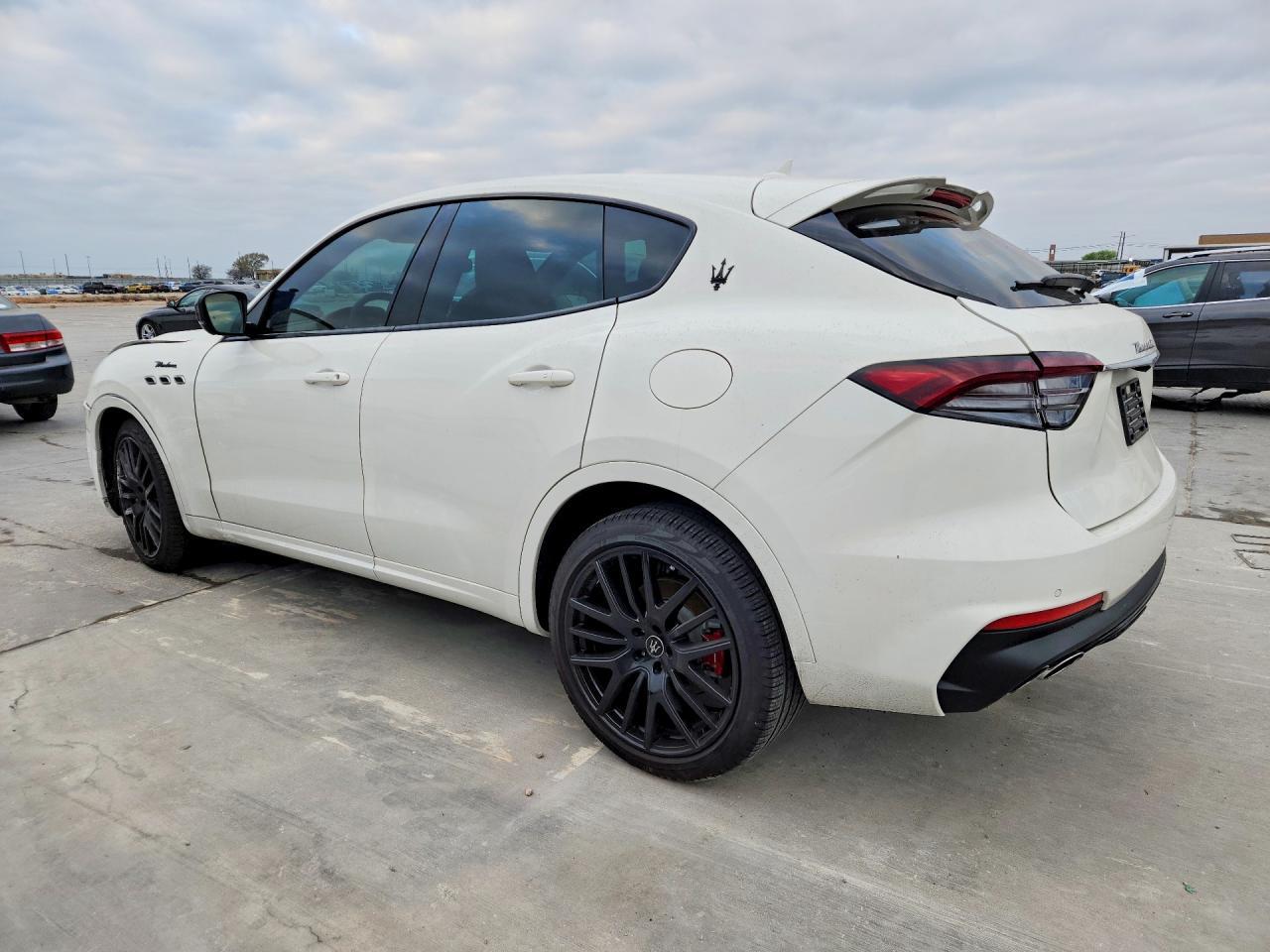 2024 MASERATI Levante