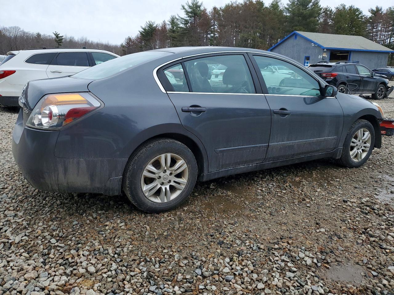2011 NISSAN ALTIMA