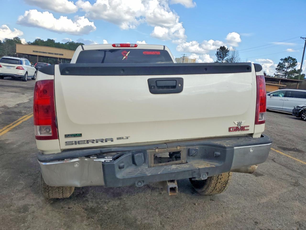 2011 GMC Sierra