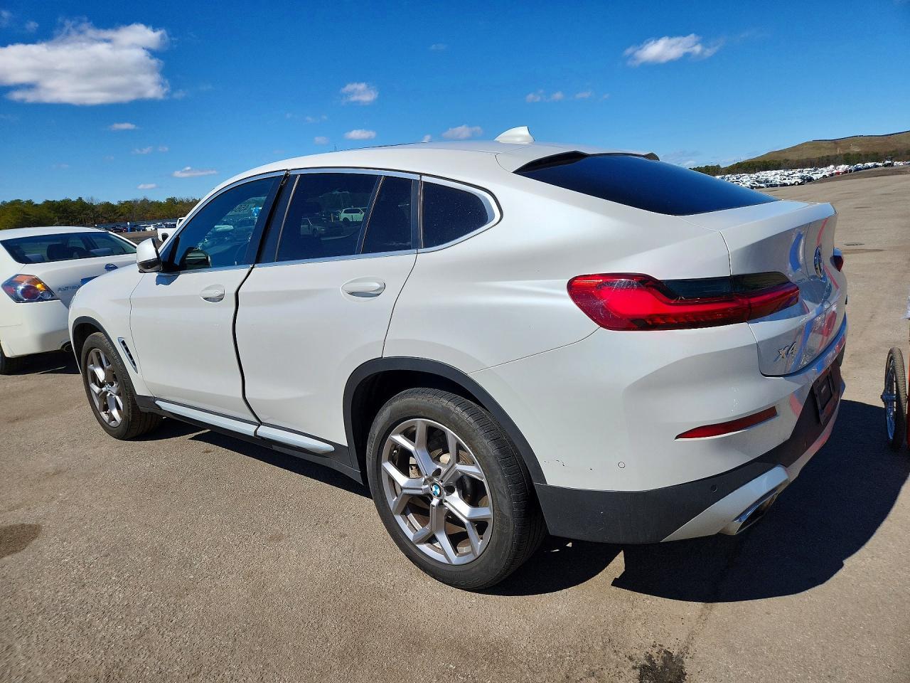 2023 BMW X4