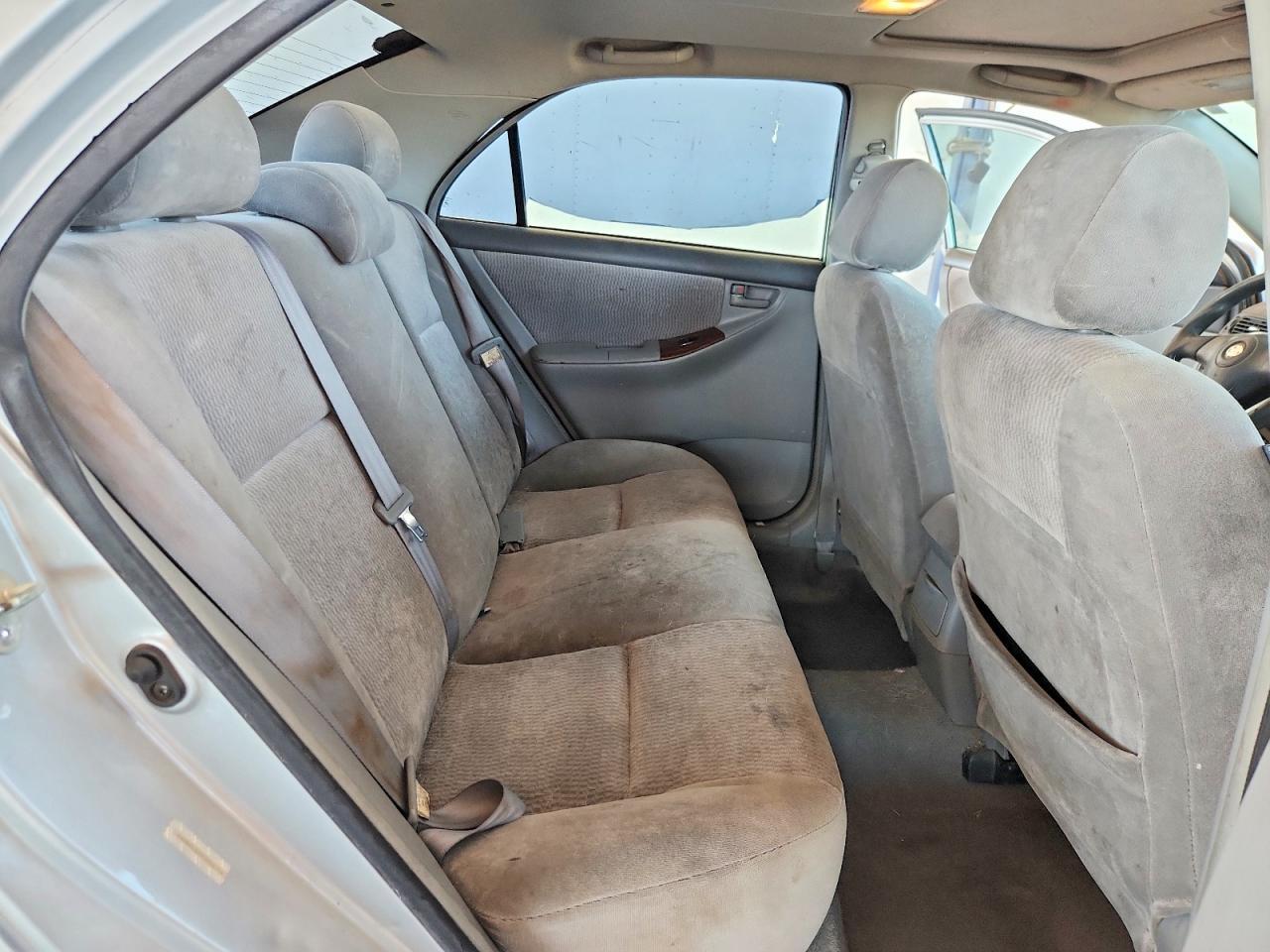2005 TOYOTA COROLLA