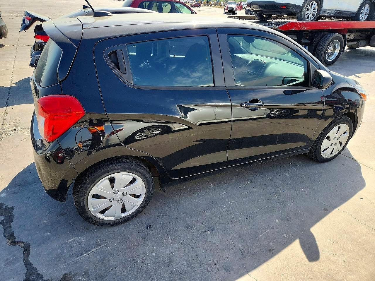 2017 CHEVROLET Spark