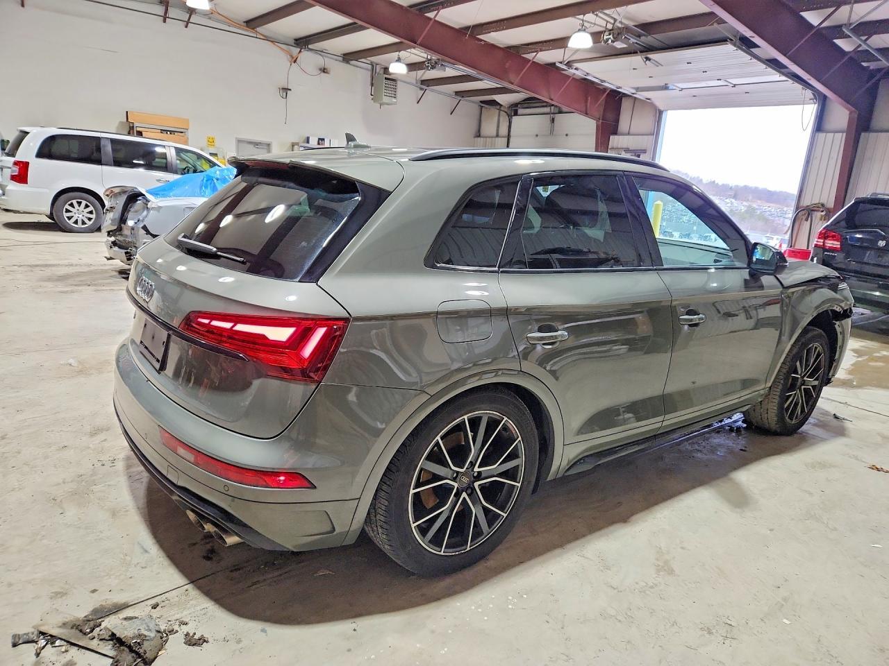 2024 AUDI SQ5