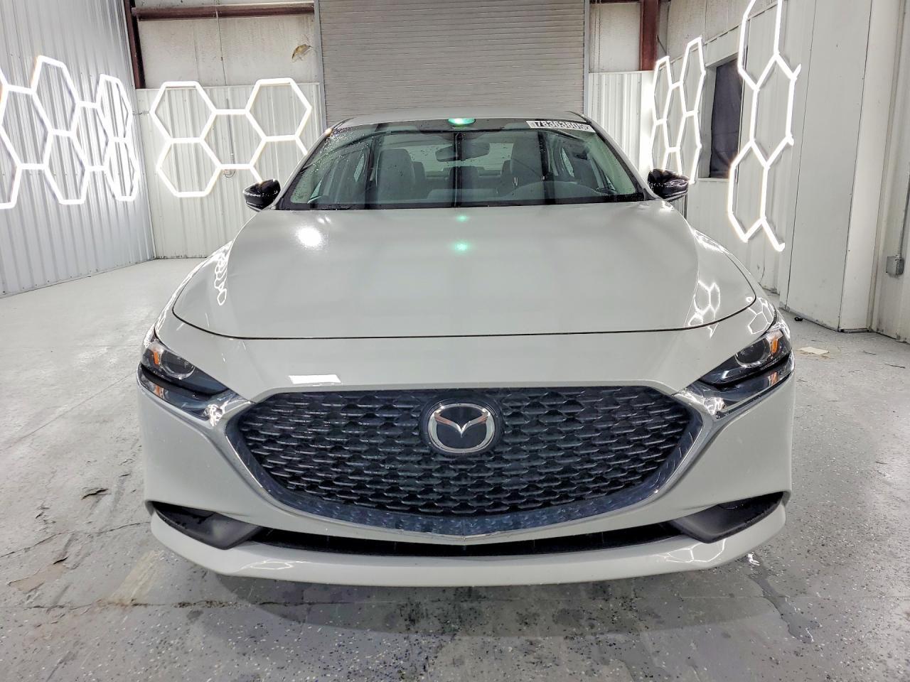 2025 MAZDA 3