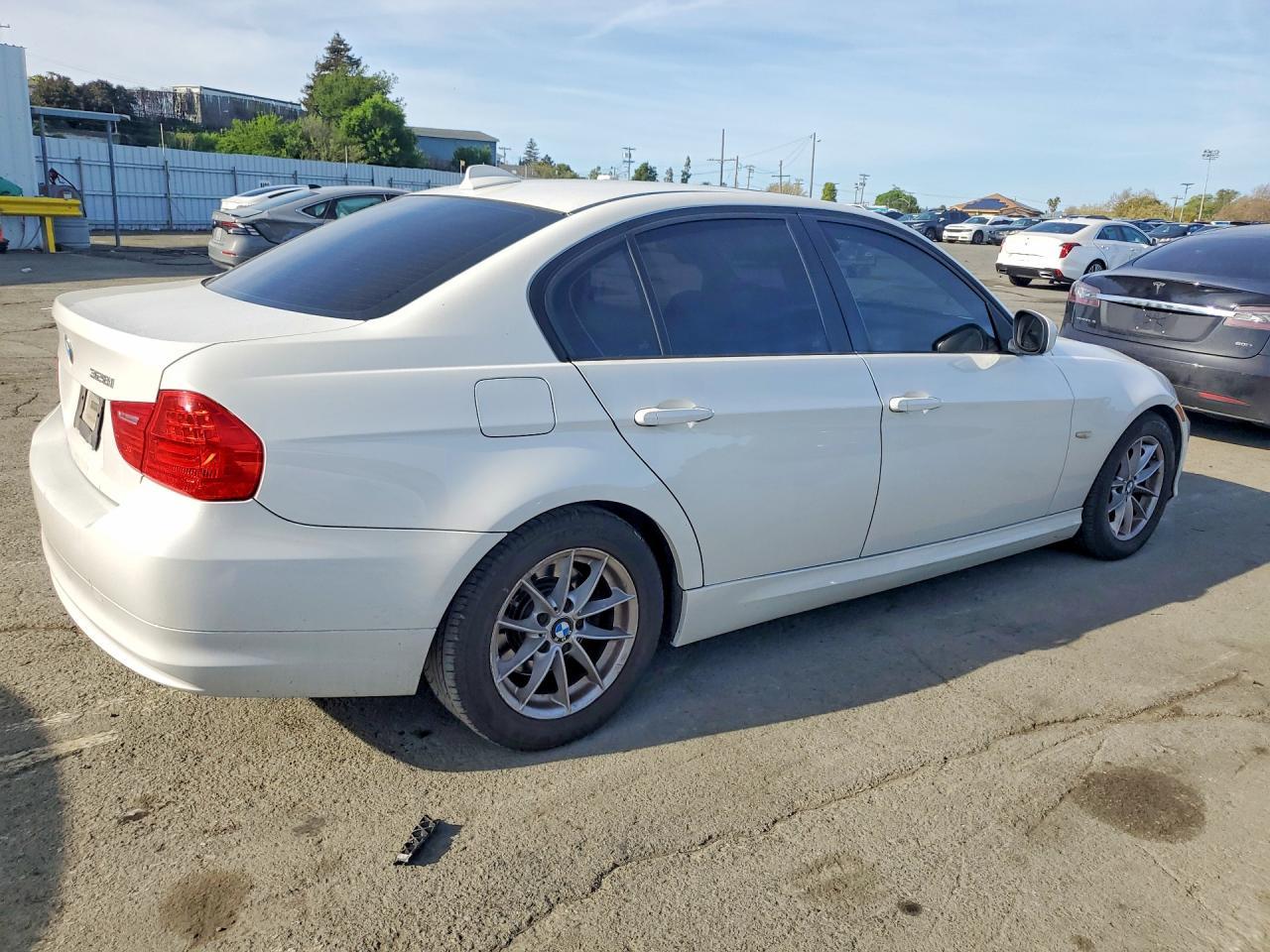 2010 BMW 3 SERIES