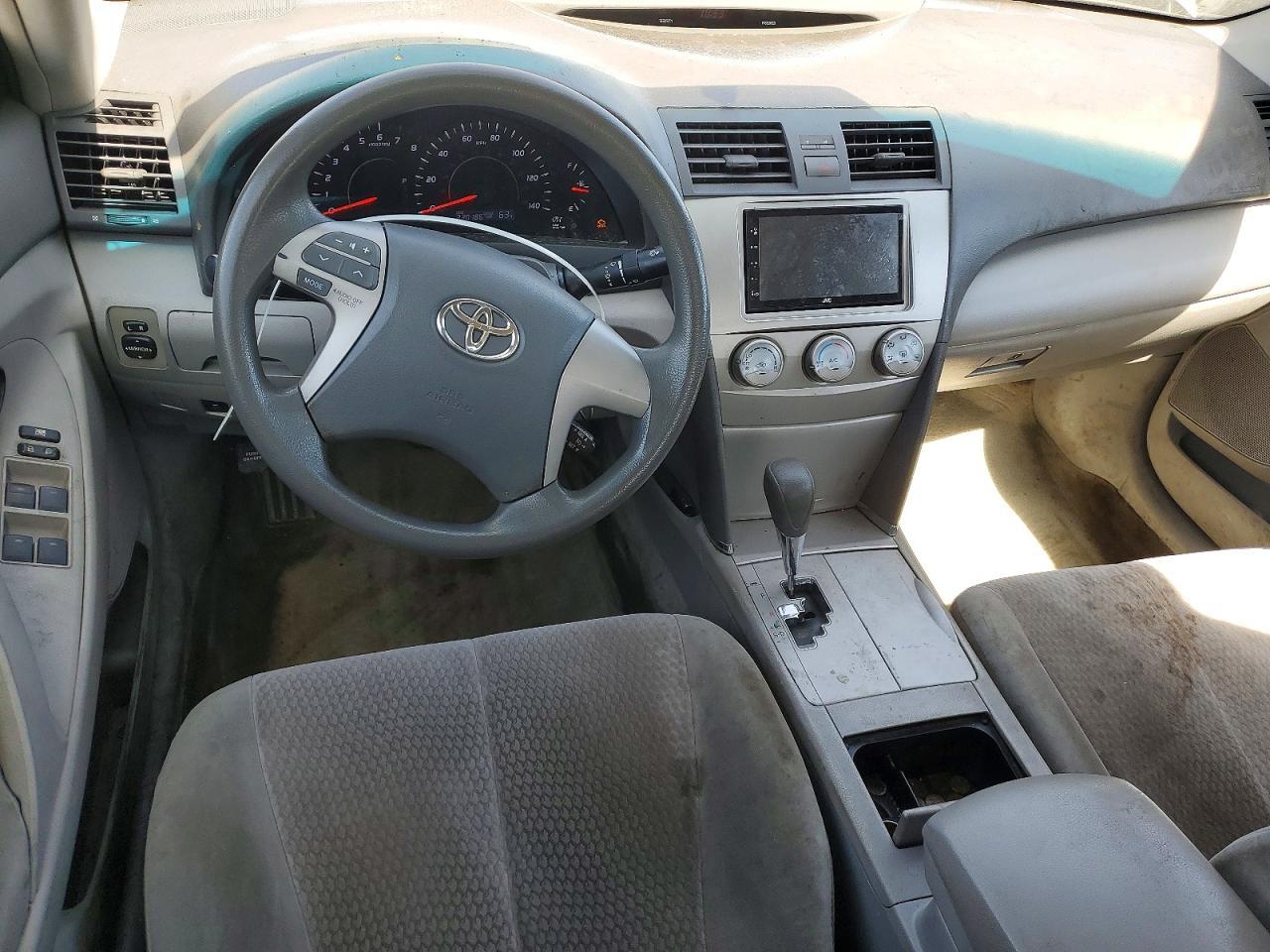 2010 TOYOTA CAMRY