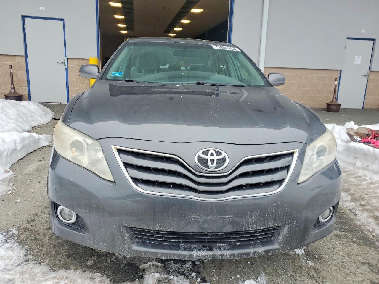 2010 TOYOTA CAMRY