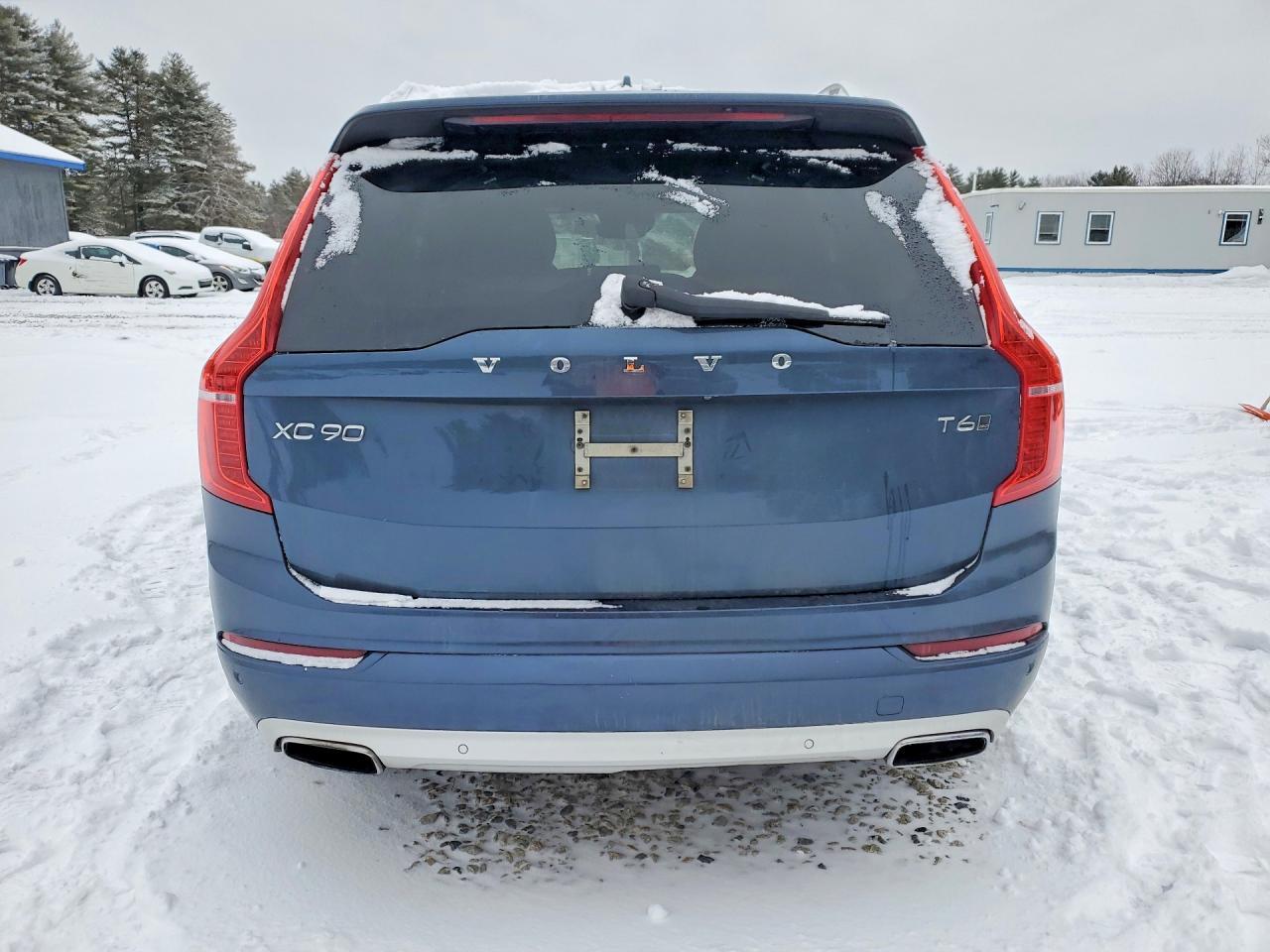 2019 VOLVO XC90