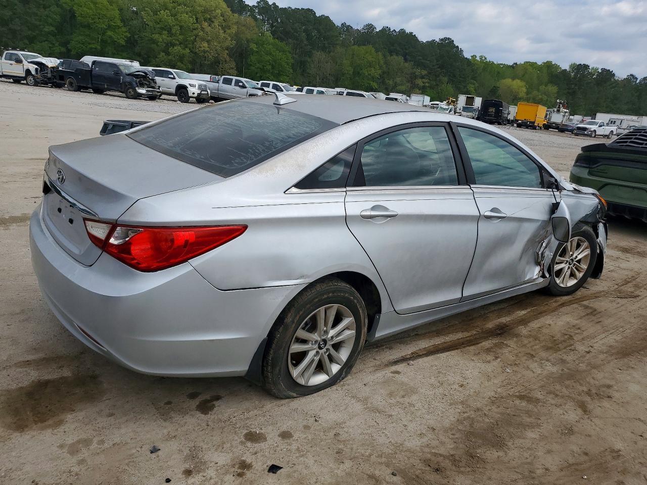 2013 HYUNDAI SONATA