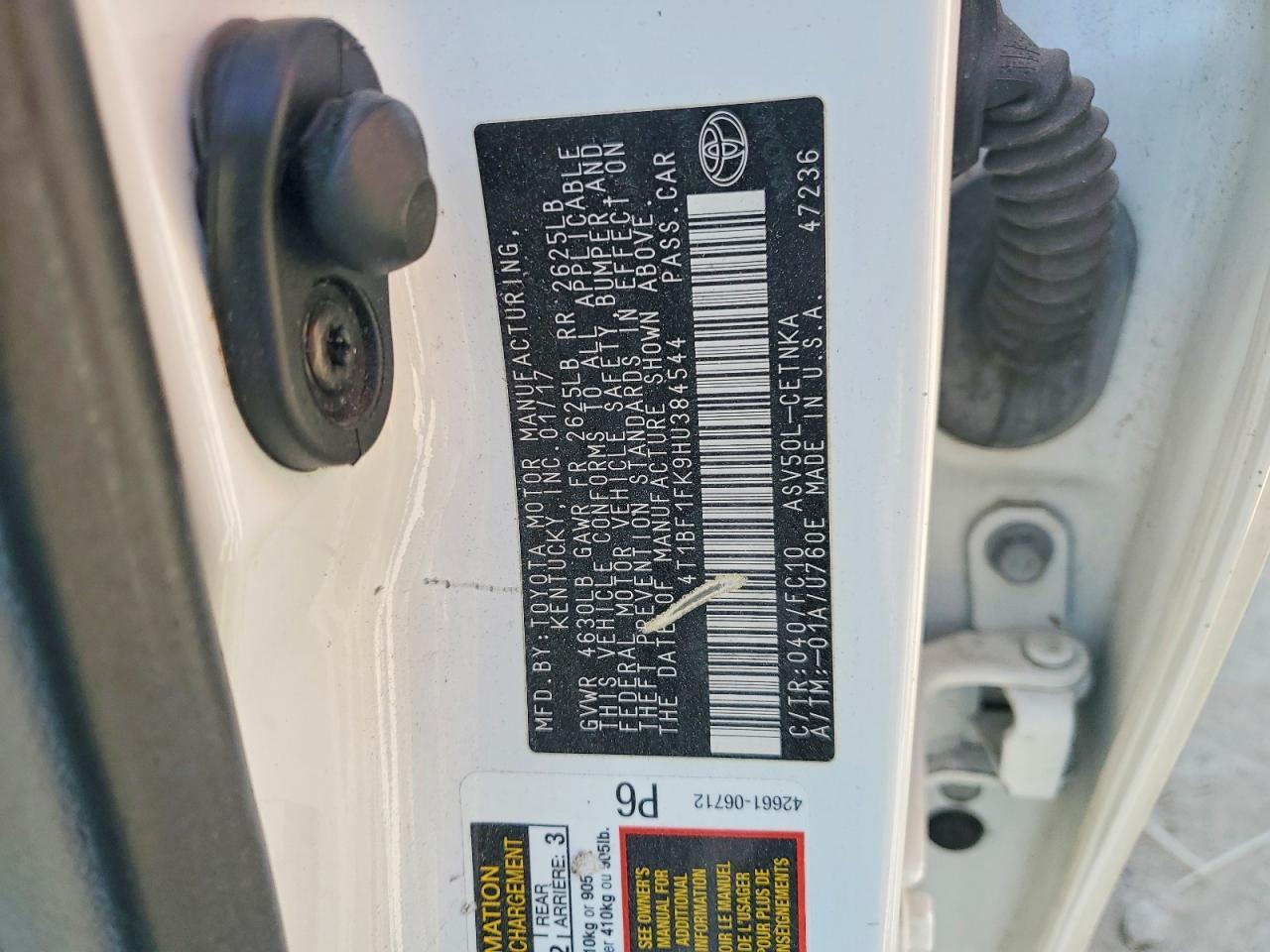 2017 TOYOTA CAMRY