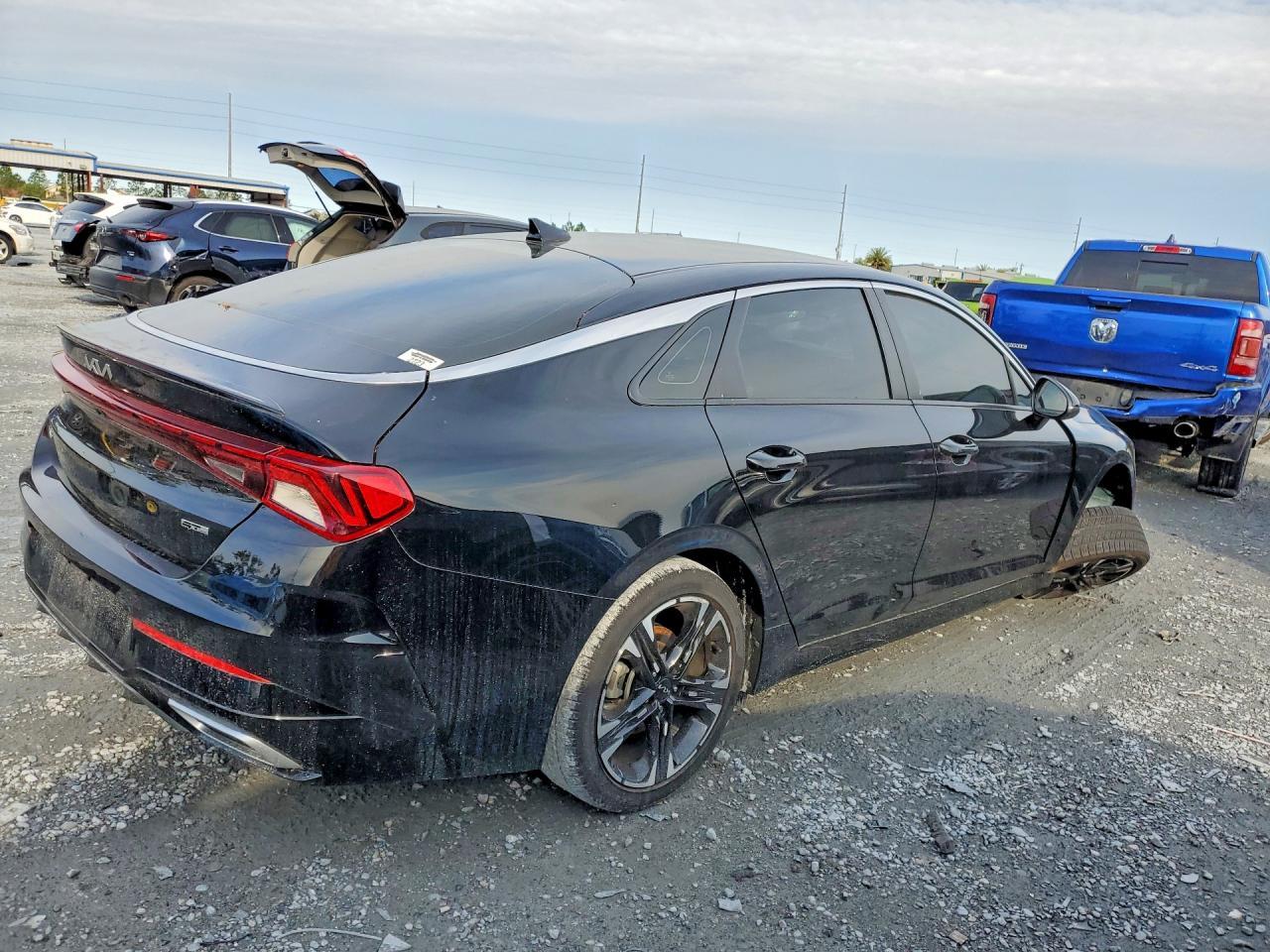 2023 KIA K5