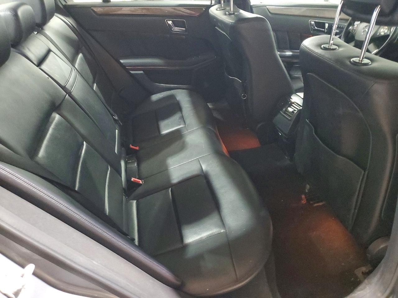 2011 MERCEDES-BENZ E-Class