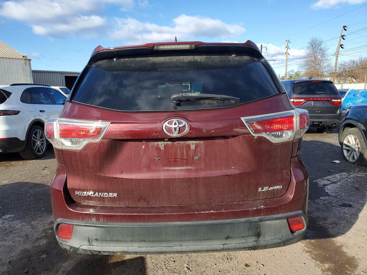 2015 TOYOTA HIGHLANDER