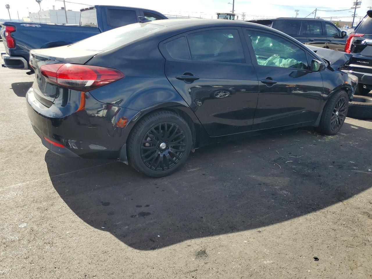 2017 KIA FORTE