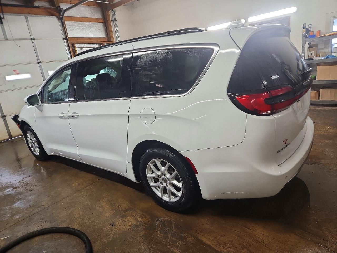 2022 CHRYSLER Pacifica