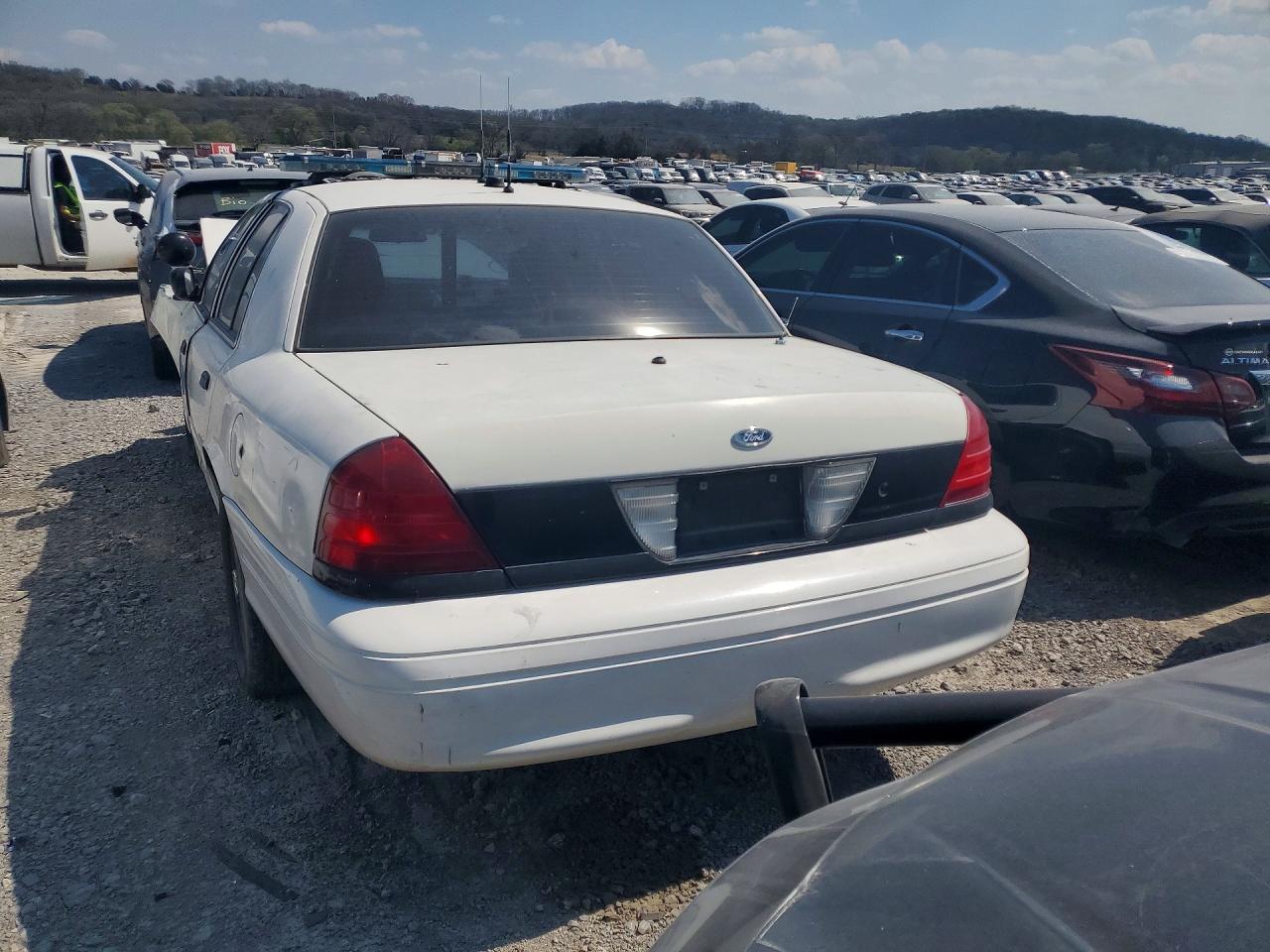 2008 FORD Crown Victoria