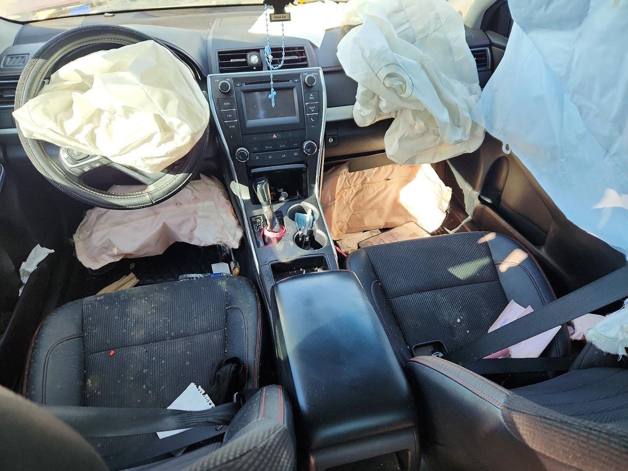 2017 TOYOTA CAMRY
