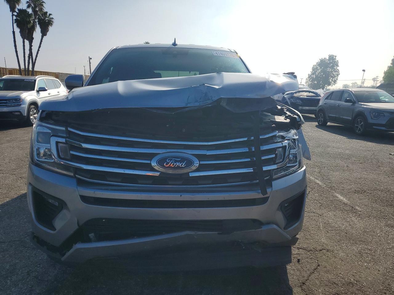 2021 FORD Expedition