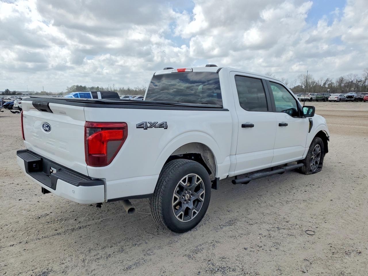 2024 FORD F-150 Lightning