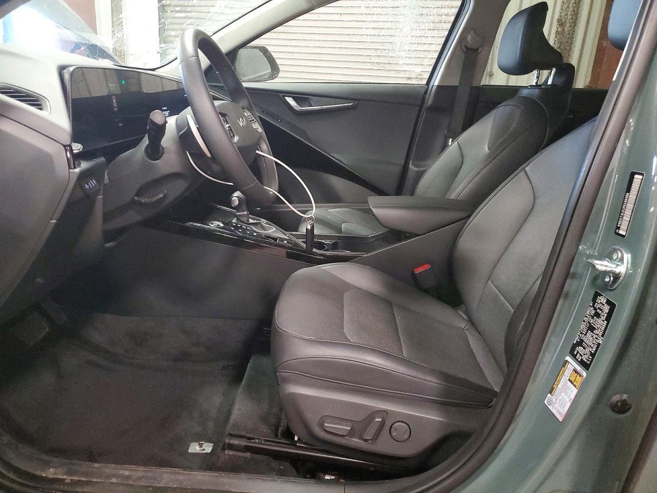 2024 KIA Niro
