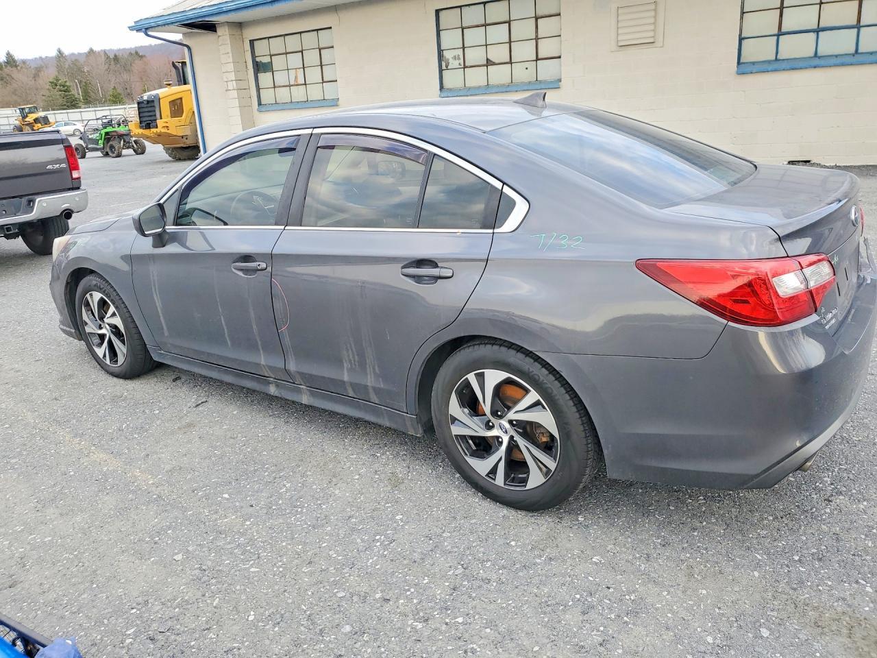 2018 SUBARU Legacy