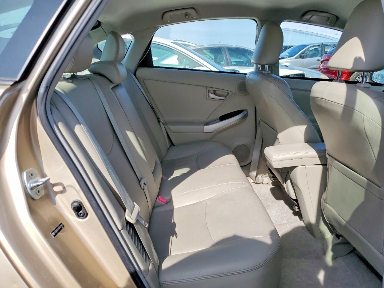 2010 TOYOTA PRIUS