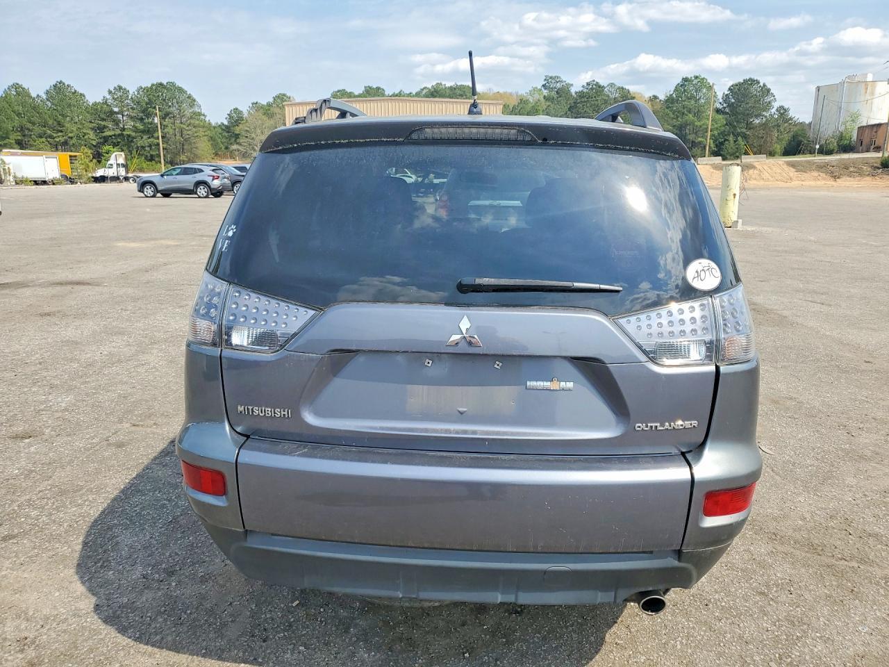 2012 MITSUBISHI outlander