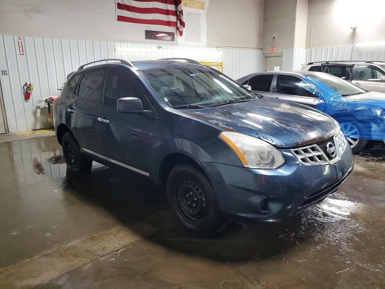 2015 NISSAN ROGUE