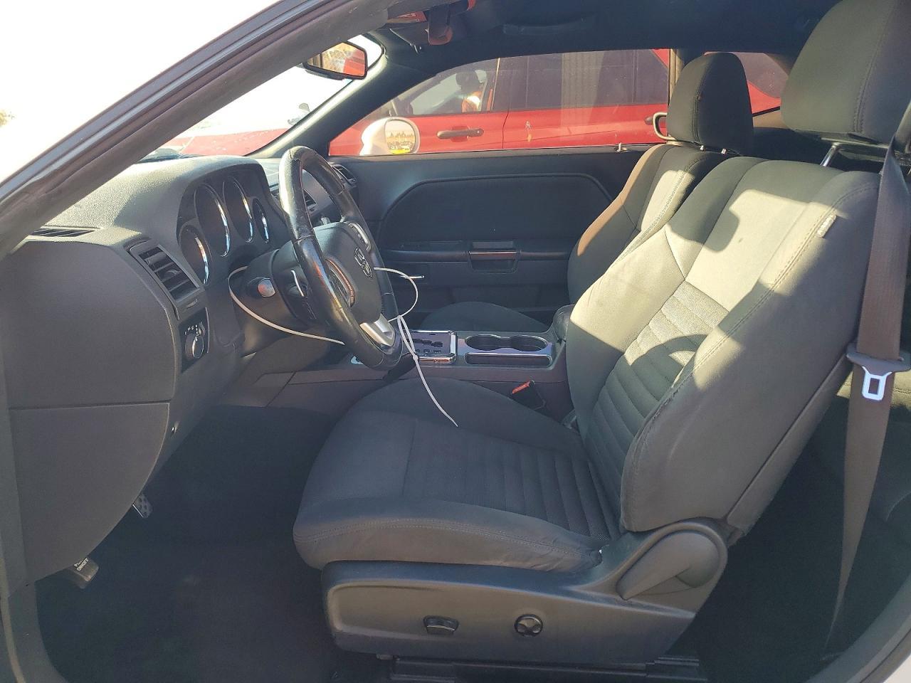 2013 DODGE Challenger