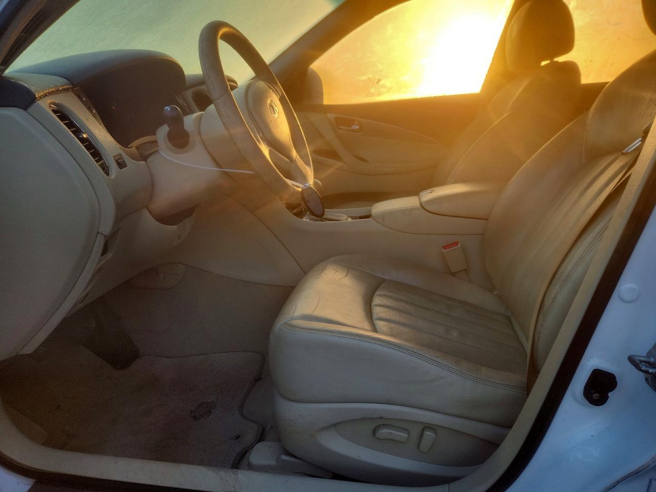 2010 INFINITI EX35