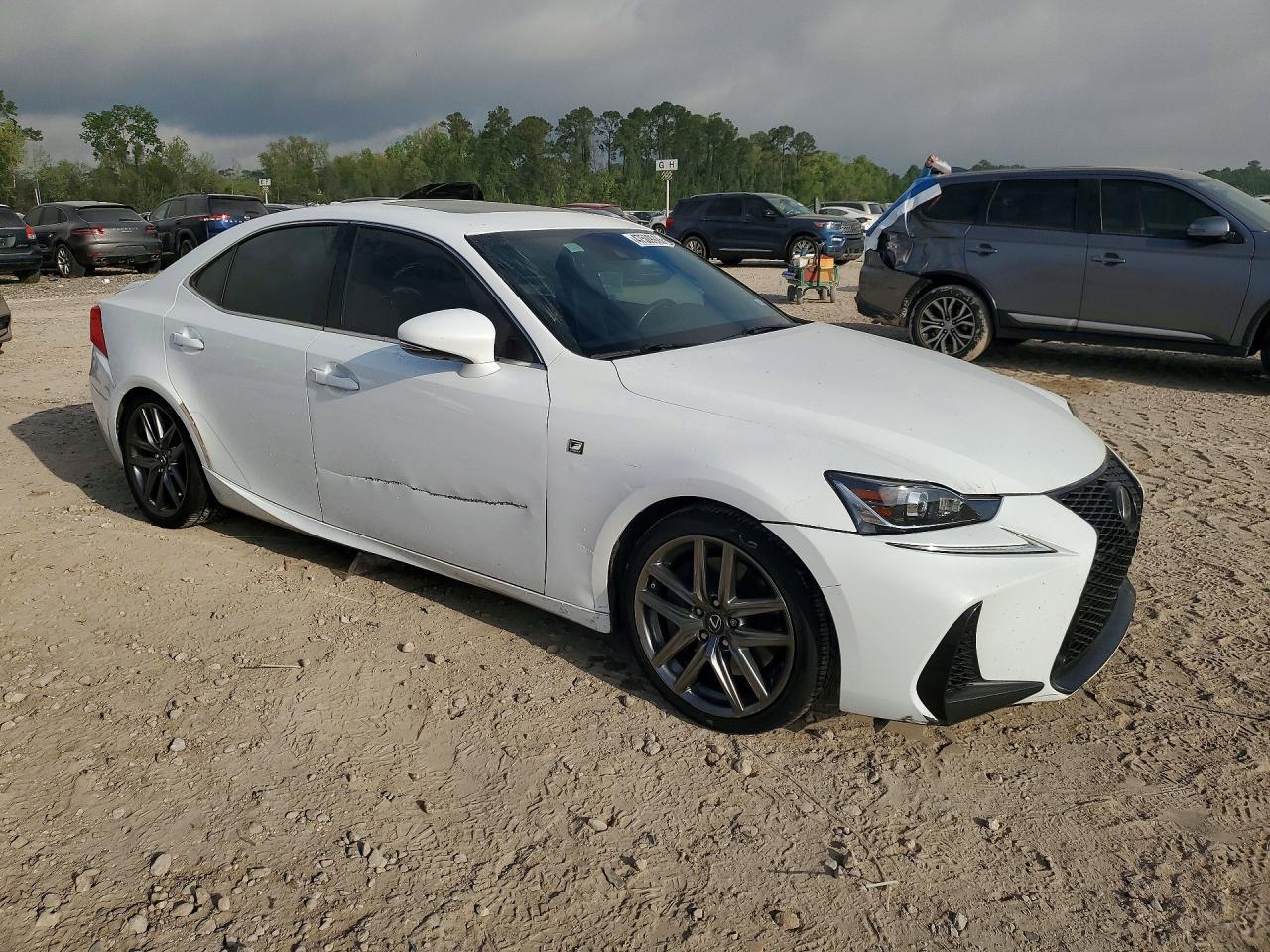 2017 LEXUS IS 200t