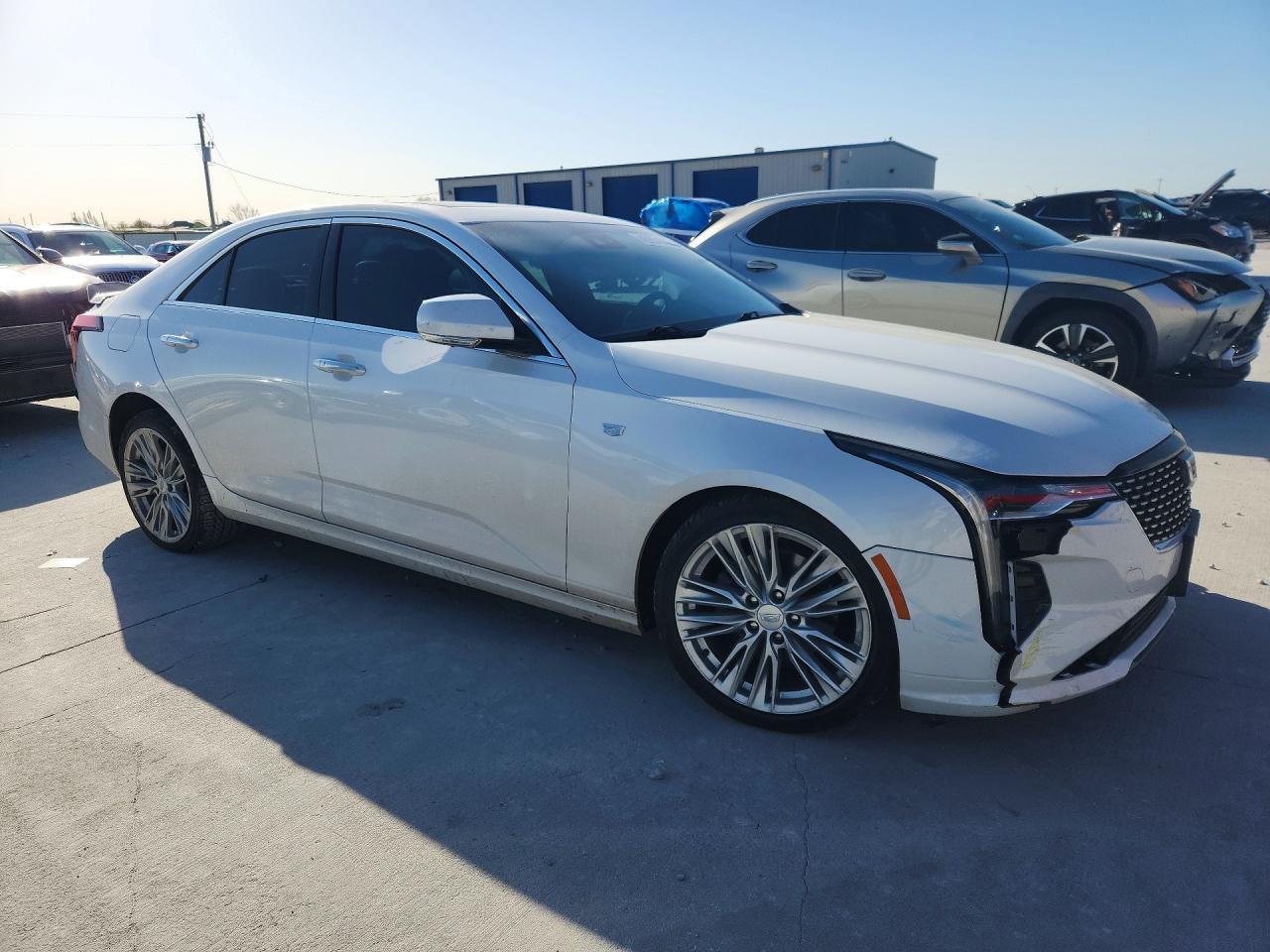 2021 CADILLAC CT4