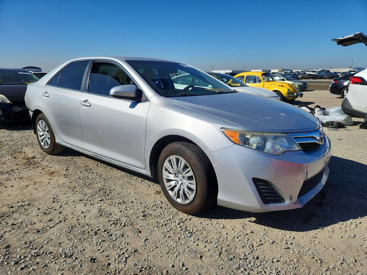 2014 TOYOTA CAMRY