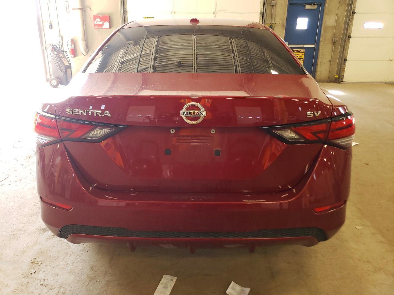 2022 NISSAN SENTRA