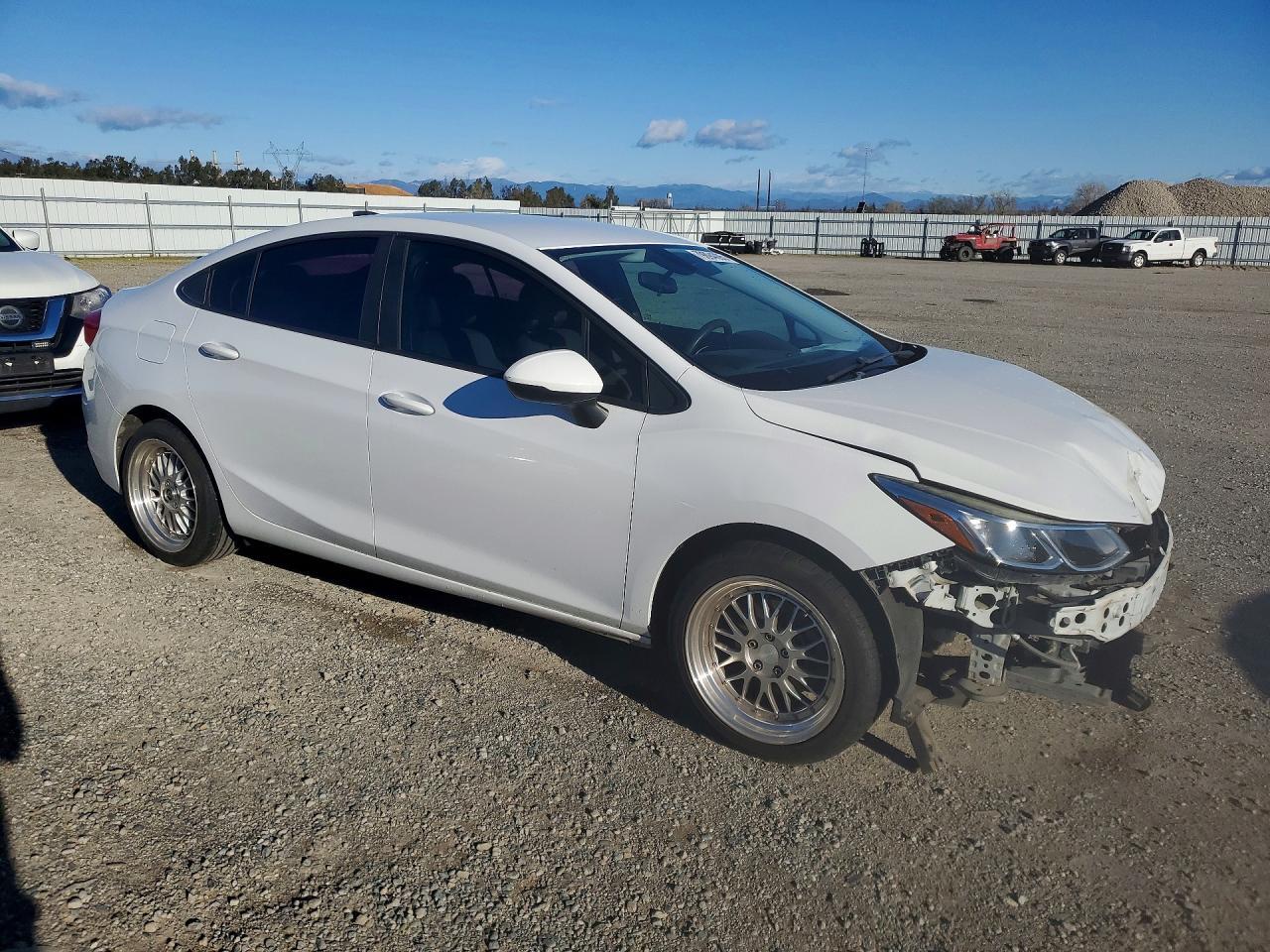 2016 CHEVROLET CRUZE