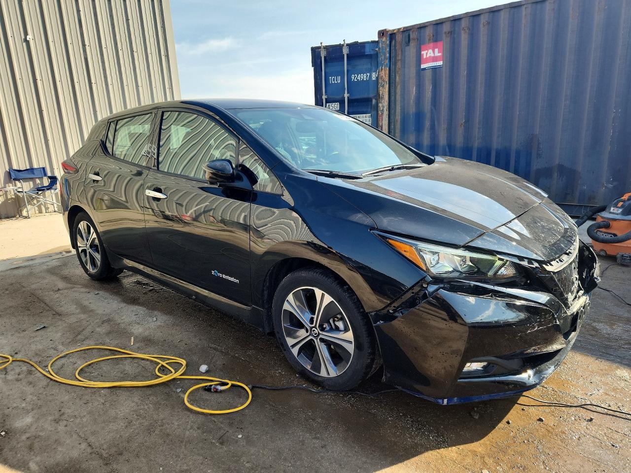 2019 NISSAN LEAF
