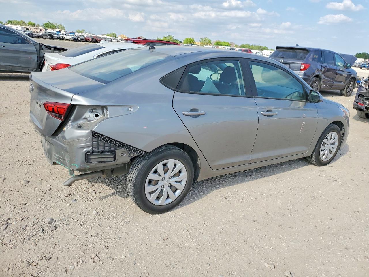 2022 HYUNDAI ACCENT