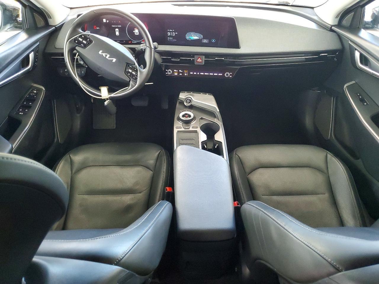 2023 KIA EV6