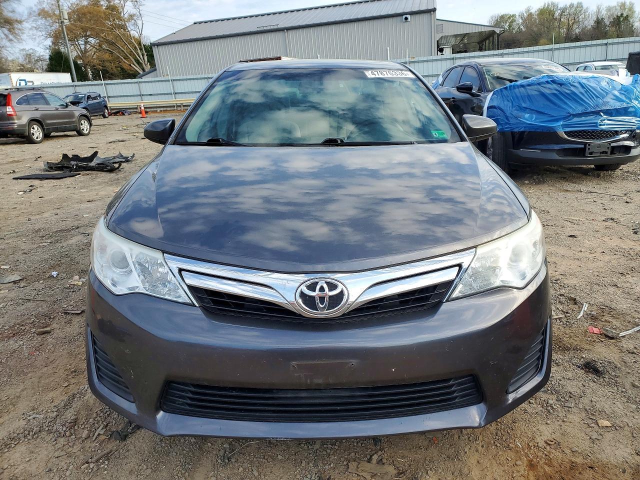 2014 TOYOTA CAMRY