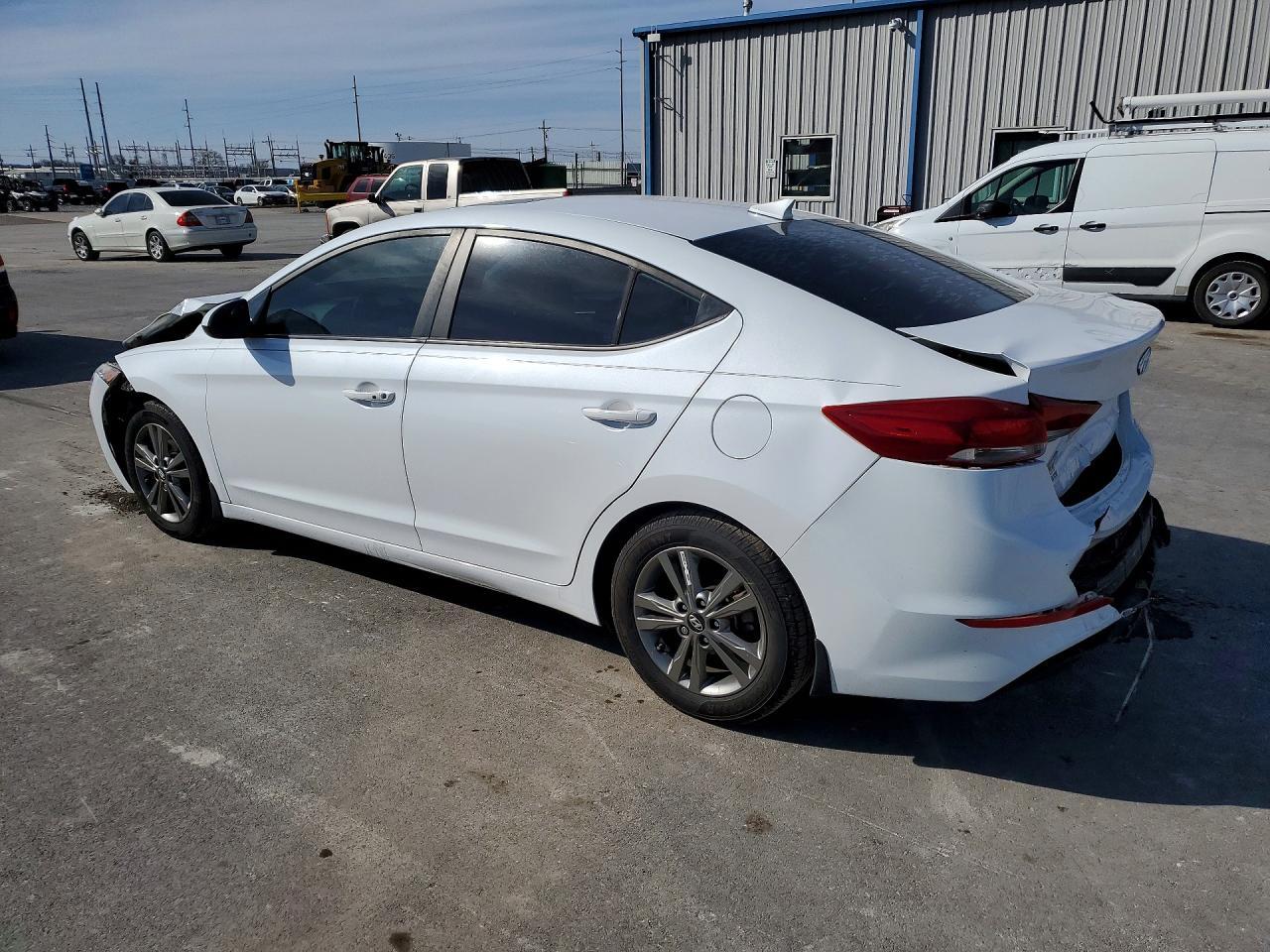 2018 HYUNDAI ELANTRA